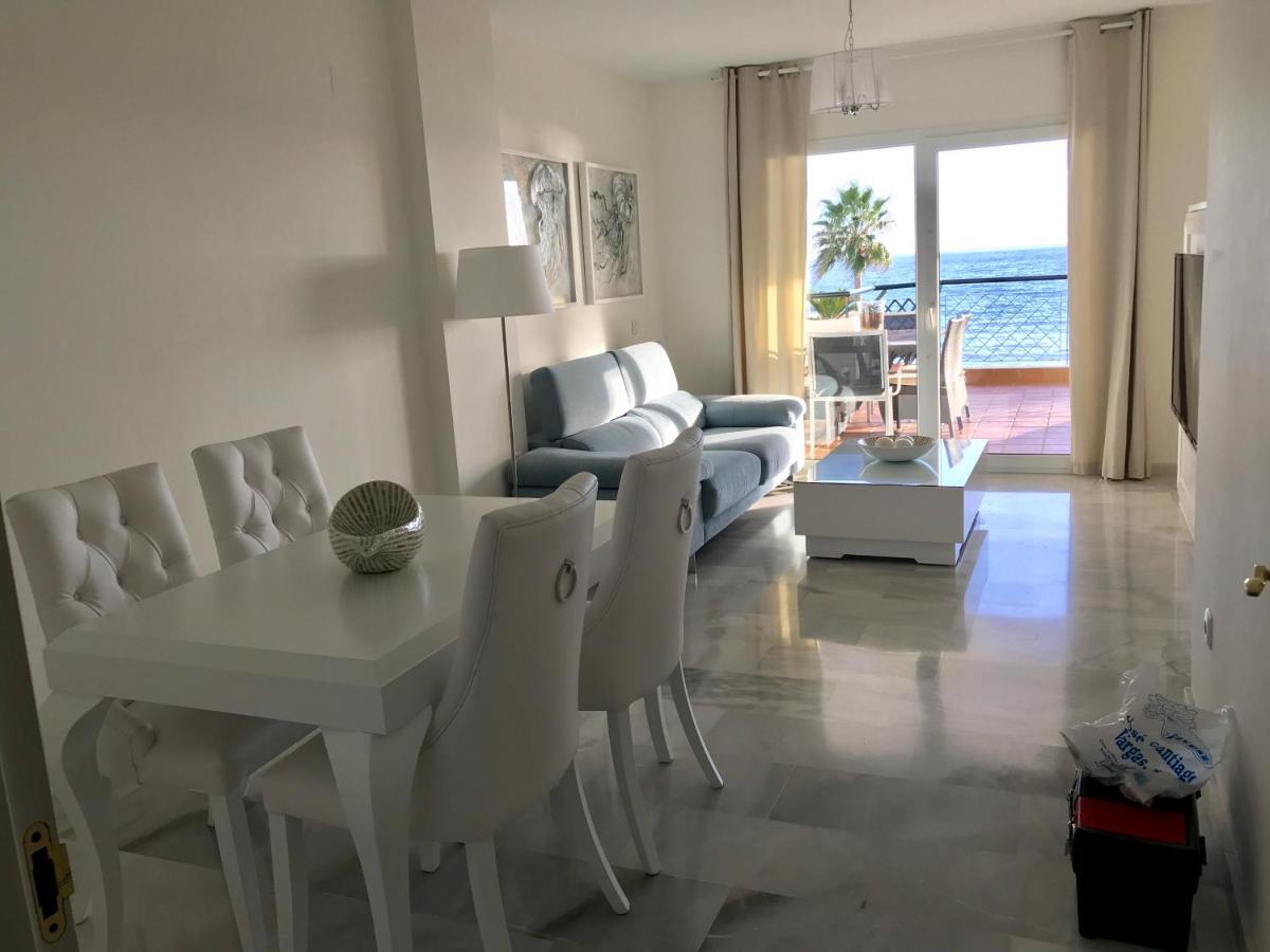 Mi Capricho B16 Beachfront Apartment La Cala De Mijas Bagian luar foto